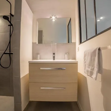 L'esterel أنتيب